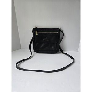 Cole Hann black shoulder bag crossbody adjustable strap purse